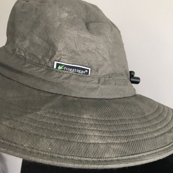 frogg toggs hat